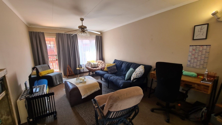 1 Bedroom Property for Sale in Kannoniers Park North West